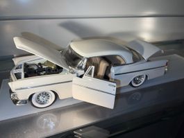 Chrysler 300B 1956 Modellauto 1:18 Top Zustand!