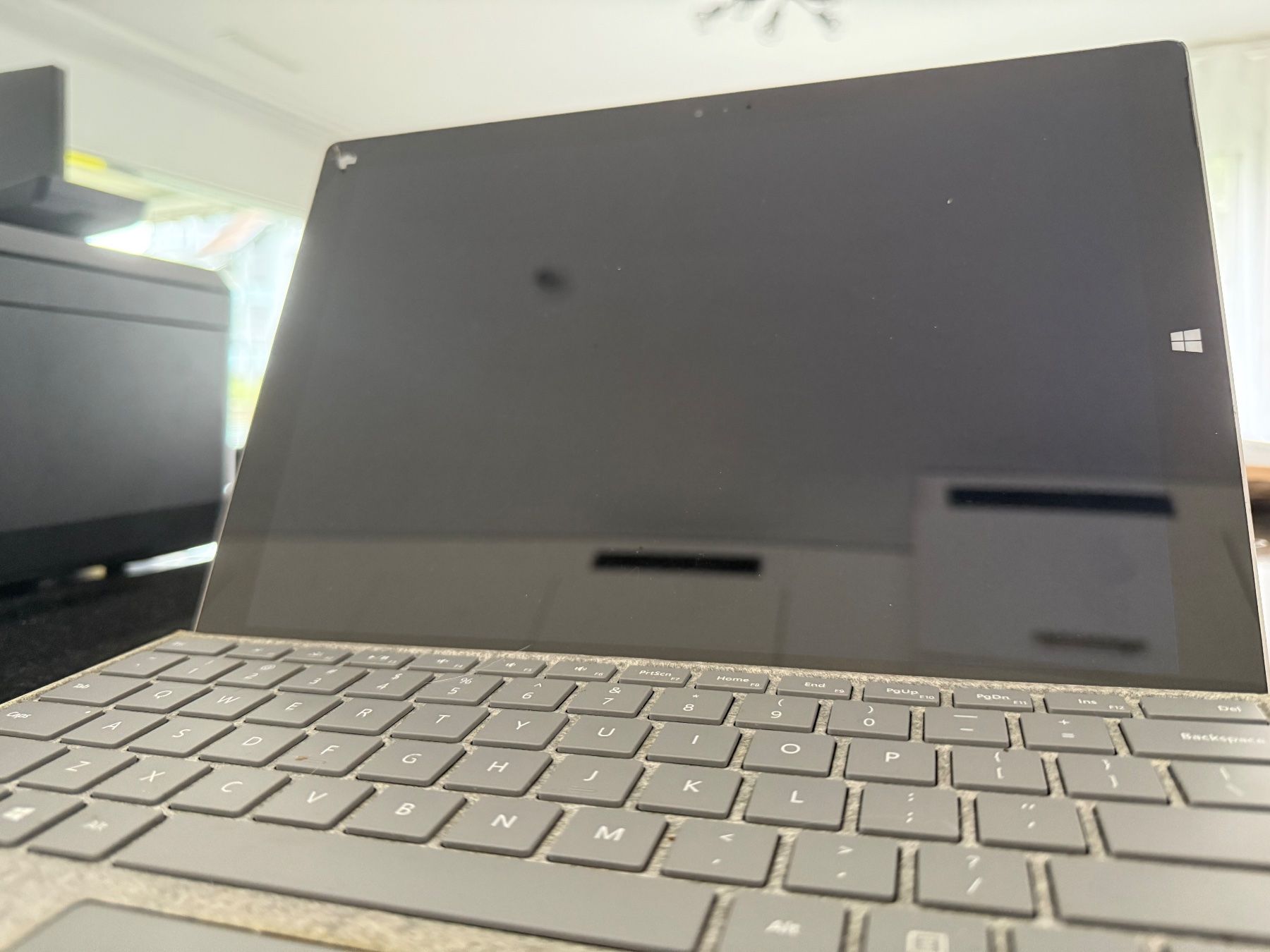 Microsoft Notebook: Microsoft Surface Pro 3 Laptop mit Riss – Usato da Watt venduto da emak9 3