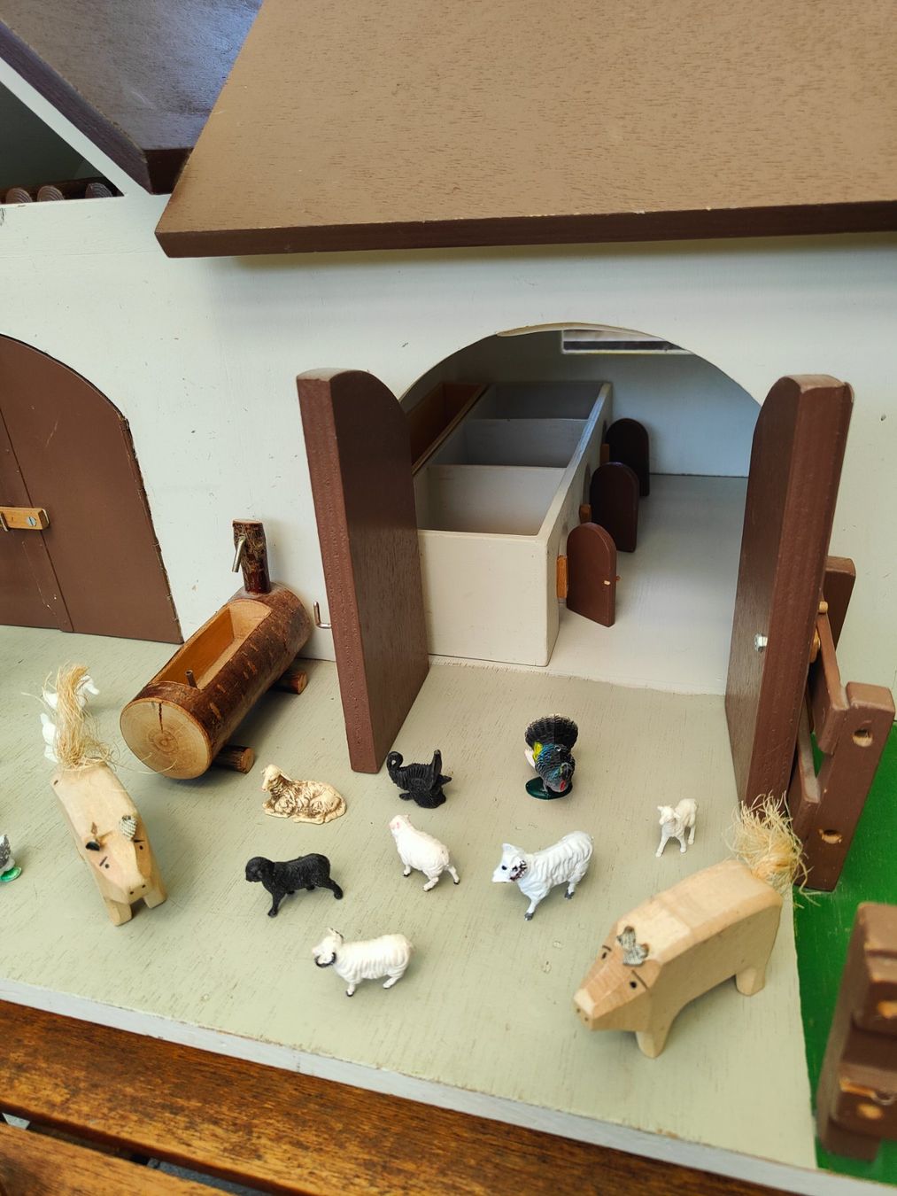 Giocattoli: Bauernhof gross, mit vielen Tieren !!!!!! – Usato da Flaach venduto da Lonzo99 3