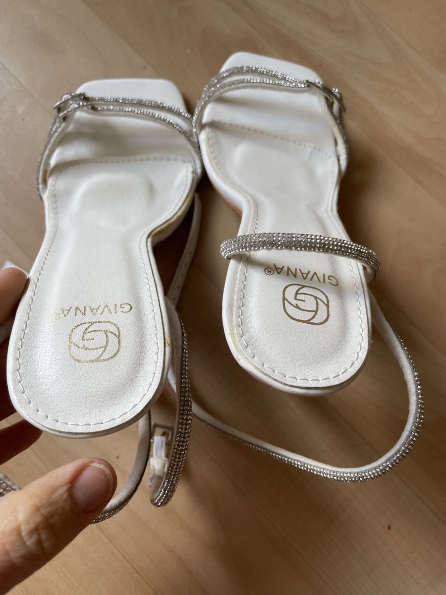 Scarpe da donna: Weisse Sandalen mit Strass 36 – Nuovo (secondo la descrizione) da Zürich venduto da Angela_Fashion_Lover 4