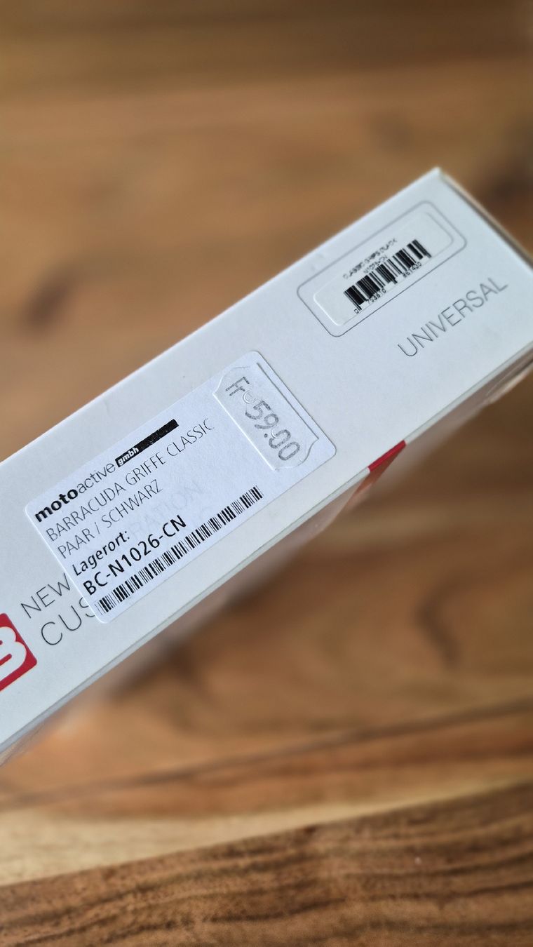 Strasse: Barracuda Griffe schwarz universal  – Gebraucht aus LUZERN von 6O15 3