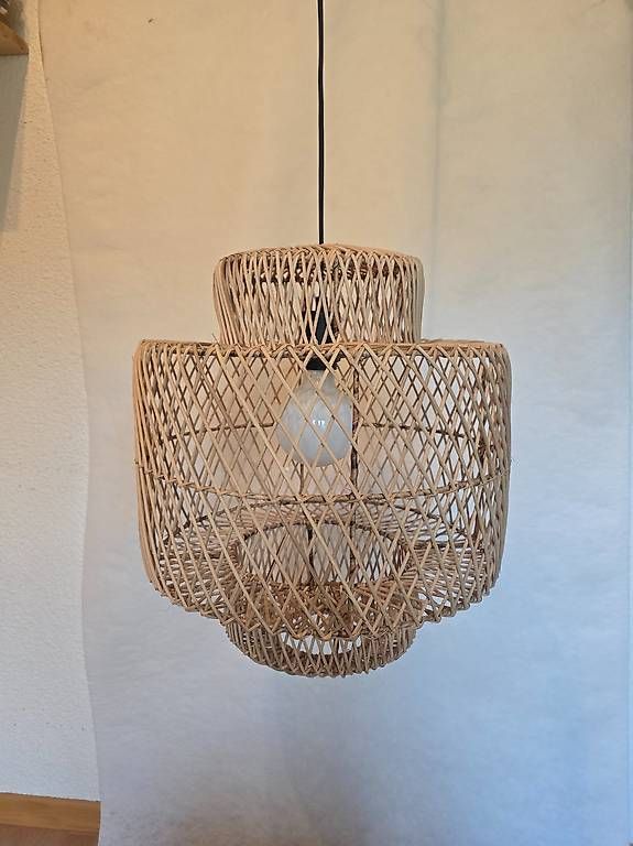 Lampadari & plafoniere: Deckenleuchte Rattan kl. – Usato da Salez venduto da Roland.wo