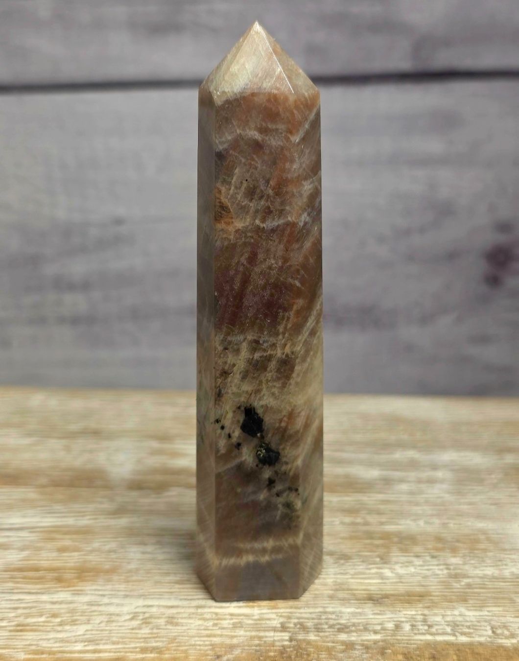Minerali & Pietre curative: Mondstein Obelisk mit blauem Flash D 94g – Nuovo e nell'imballaggio originale da Matzingen venduto da Shay_Crystalz 1