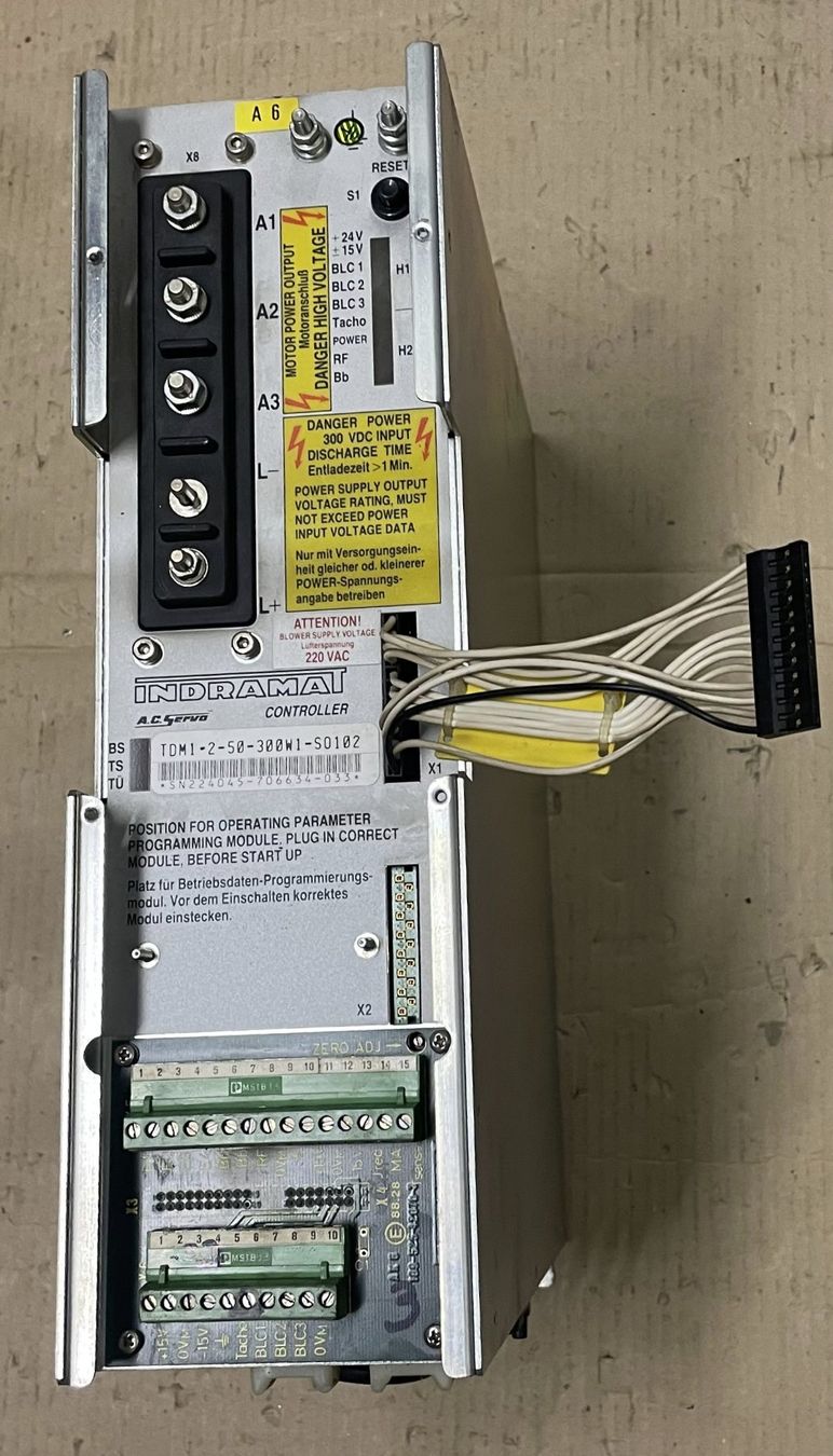 Stromzufuhr: Indramat AC Servo Controller TDM 1-2-50-300W1-S0102 – Gebraucht aus Sins von 3985schluckti