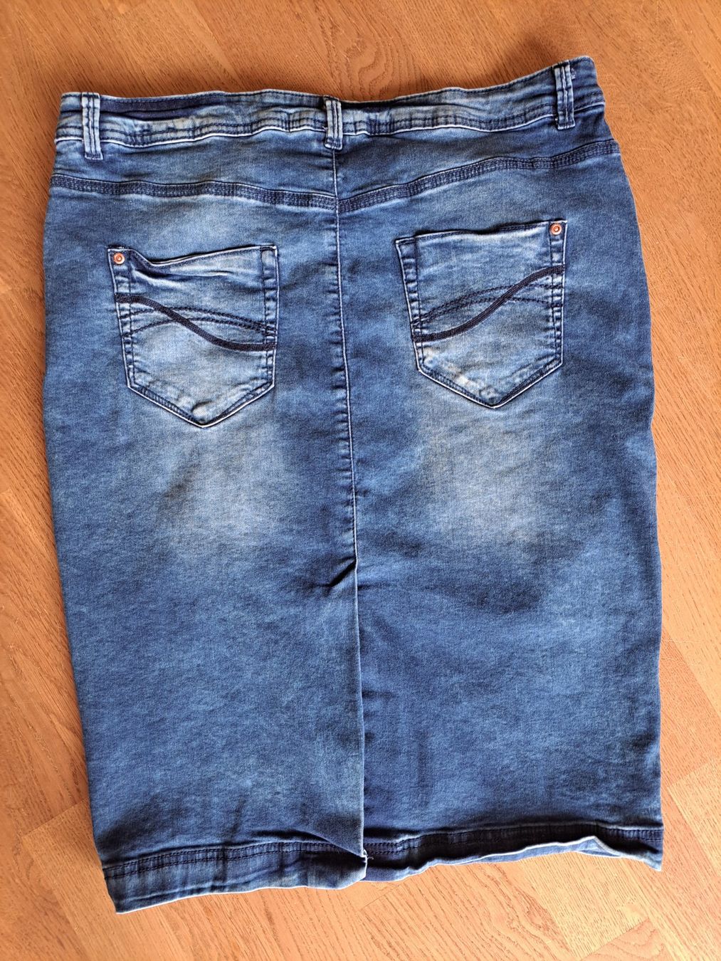 Jupes: Jeansrock Gr. 44 – D'occasion à Oetwil am See par Kuechenzeit 1