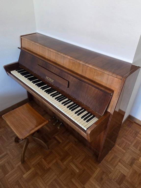 Musikinstrumente: Piano droit PETROF – Gebraucht aus Morges von jcy_66hm 1