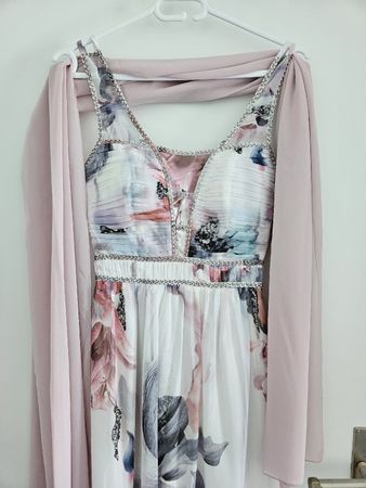 Bodenlanges Abendkleid