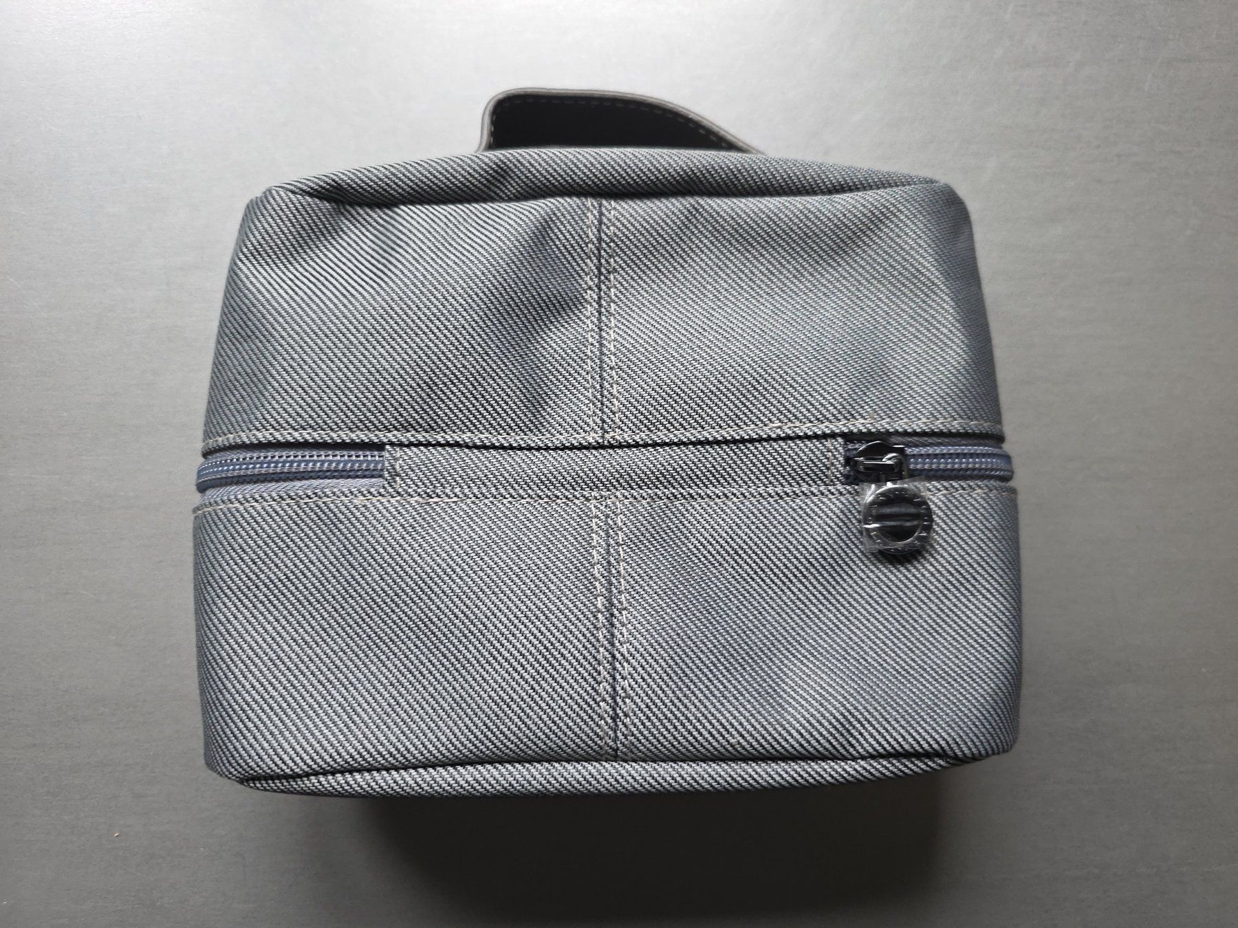 Custodie per cosmetici: Emirates Business Class Amenity Kit Men – Nuovo (secondo la descrizione) da Möriken AG venduto da Flamingo73 2