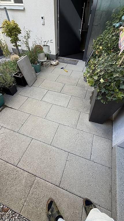 Revêtements de sol: Gartenplatten Stein – D'occasion à Bellikon par Aki2 1