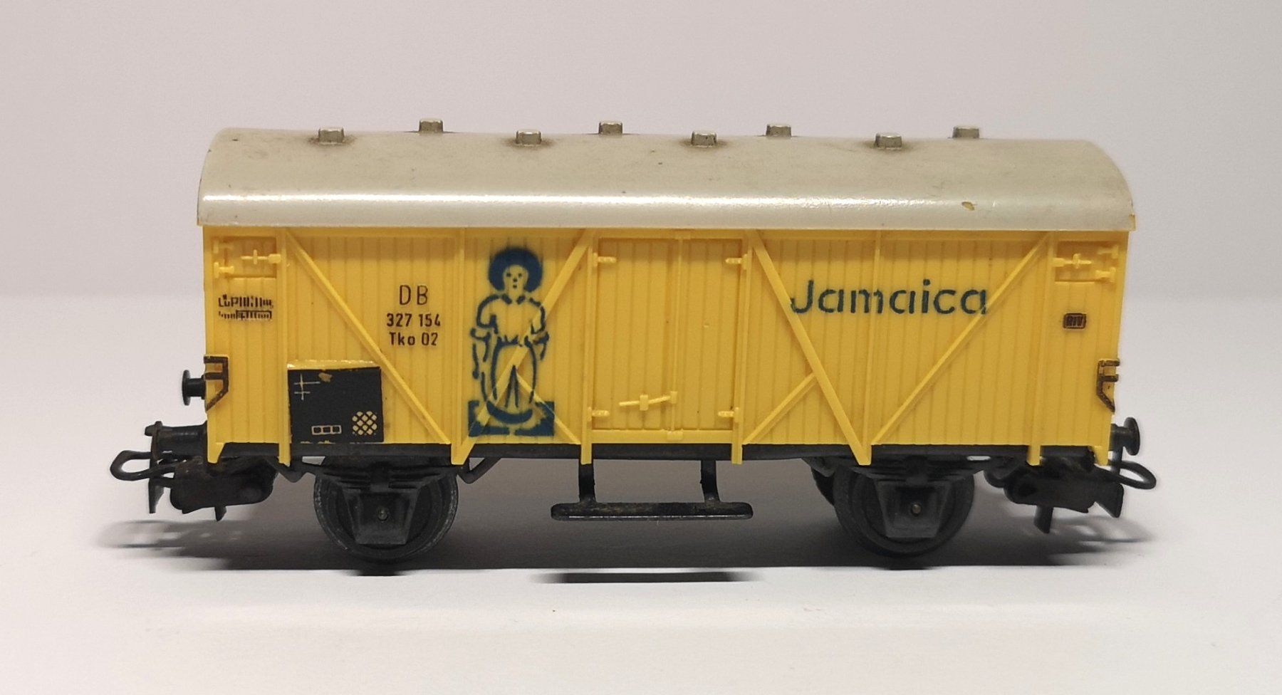 Märklin Modellini di ferrovie: MÄRKLIN DIESELLOK UND EISENBAHNWAGEN – Usato da Interlaken venduto da Wermon 4