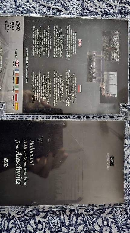 Alle DVDs: DVD - Auschwitz – Gebraucht aus Bern von RegBer 2