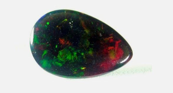 Pietre preziose: Ethiopian Black Opal 3.75 Cts #H14 – Usato da Laupersdorf venduto da J69T 1