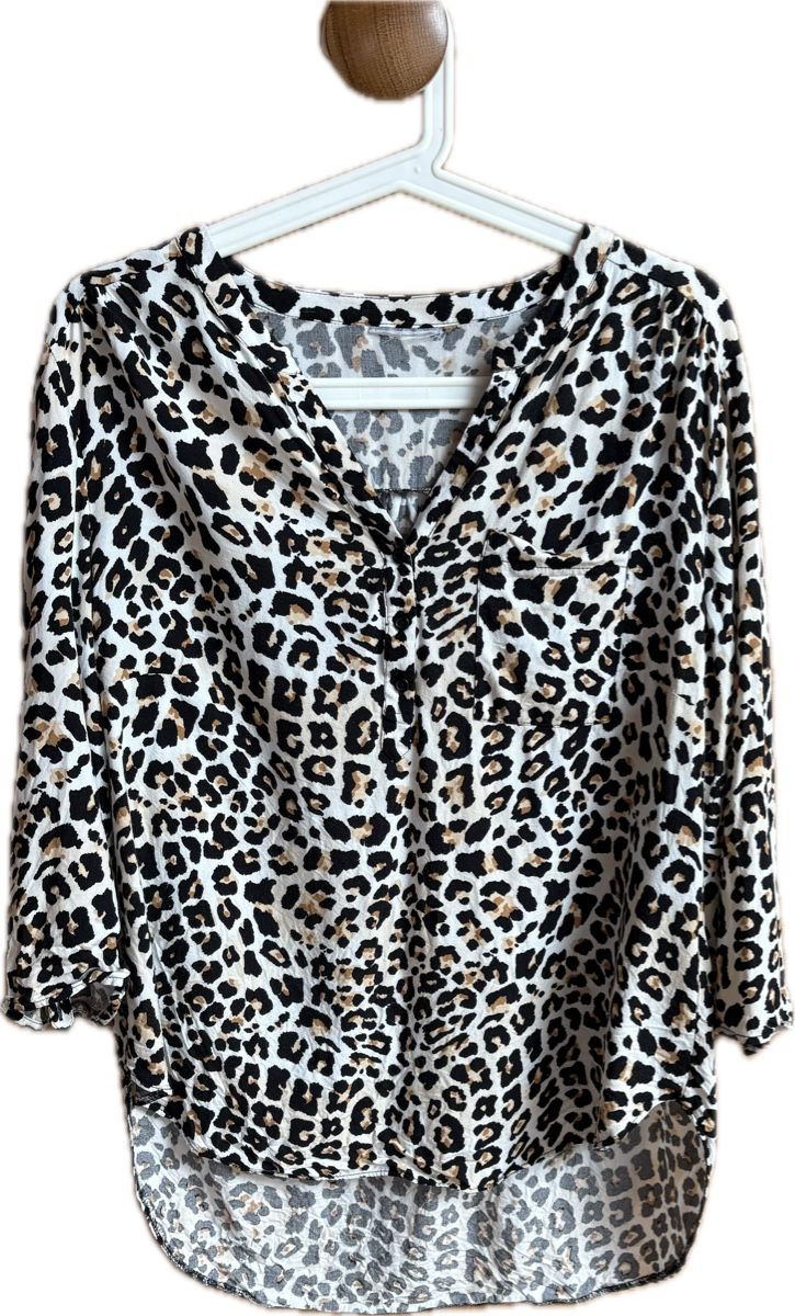 Camicette: Leichte Bluse mit Leo-Muster, Grösse M/L - Chic! – Usato da Basel venduto da ann_7w6q 2