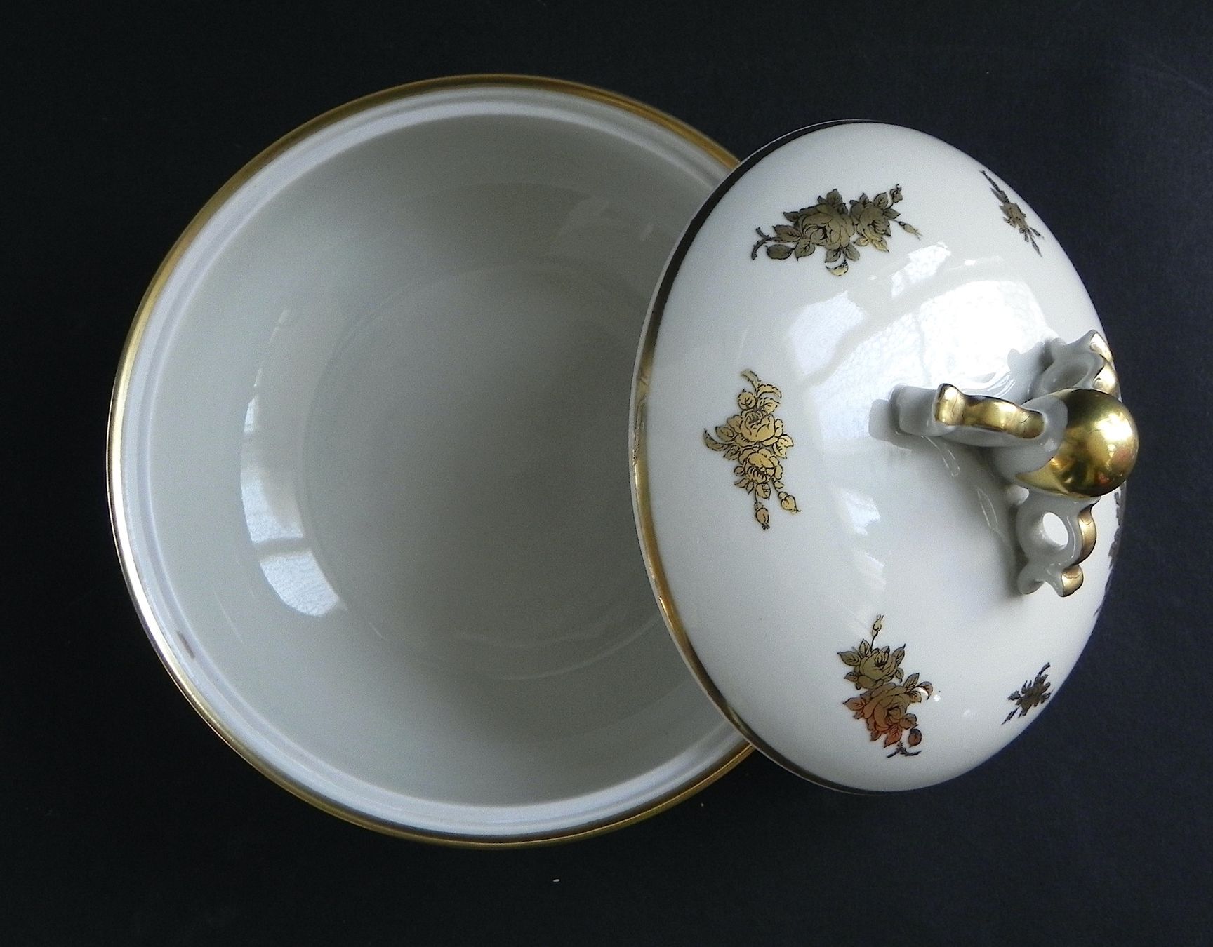 Tutte le decorazioni: Schöne Dose mit Golddekor von Langenthal 1947 – Nuovo (secondo la descrizione) da Zürich venduto da LodgE-21 3