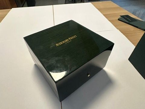Scatole porta orologi: Audemars Piguet Neuwertige Original Box!! – Nuovo e nell'imballaggio originale da Laupen ZH venduto da Sancho80 4