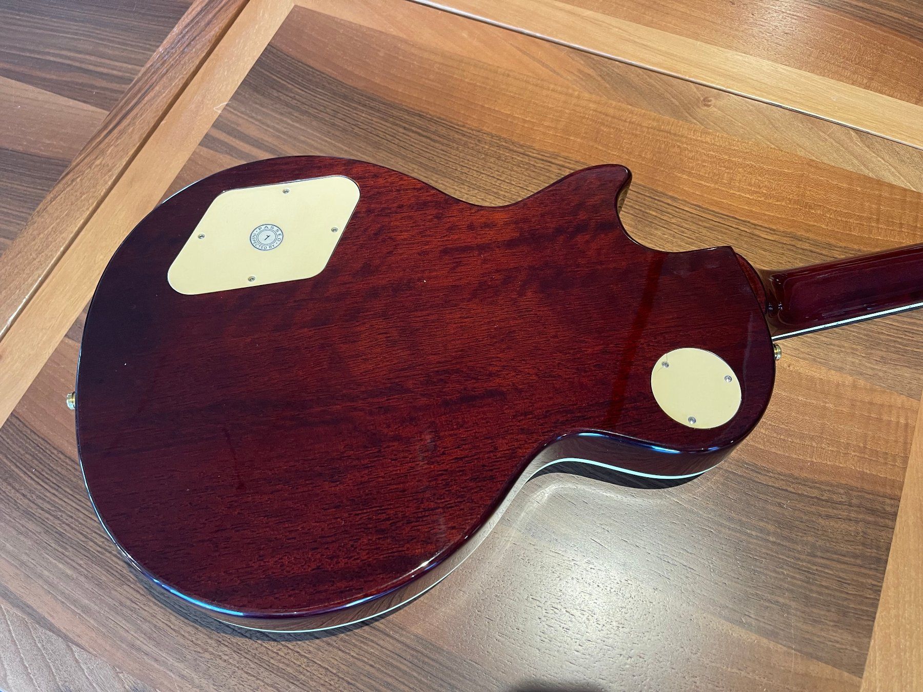 Epiphone Strumenti musicali: EPIPHONE Les Paul '56 Gold Top E-Gitarre inkl. Koffer – Usato da Kaiserstuhl AG venduto da GTM-Kaiserstuhl 4