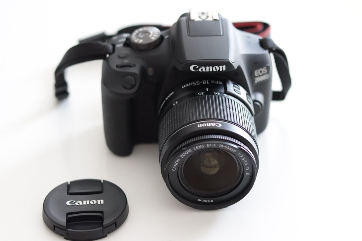 Canon Kamera: Canon EOS 2000D + 2 Objektive + Zubehör mit Restgarantie! – Neu (gemäss Beschreibung) aus St. Gallen von Geng_01 2