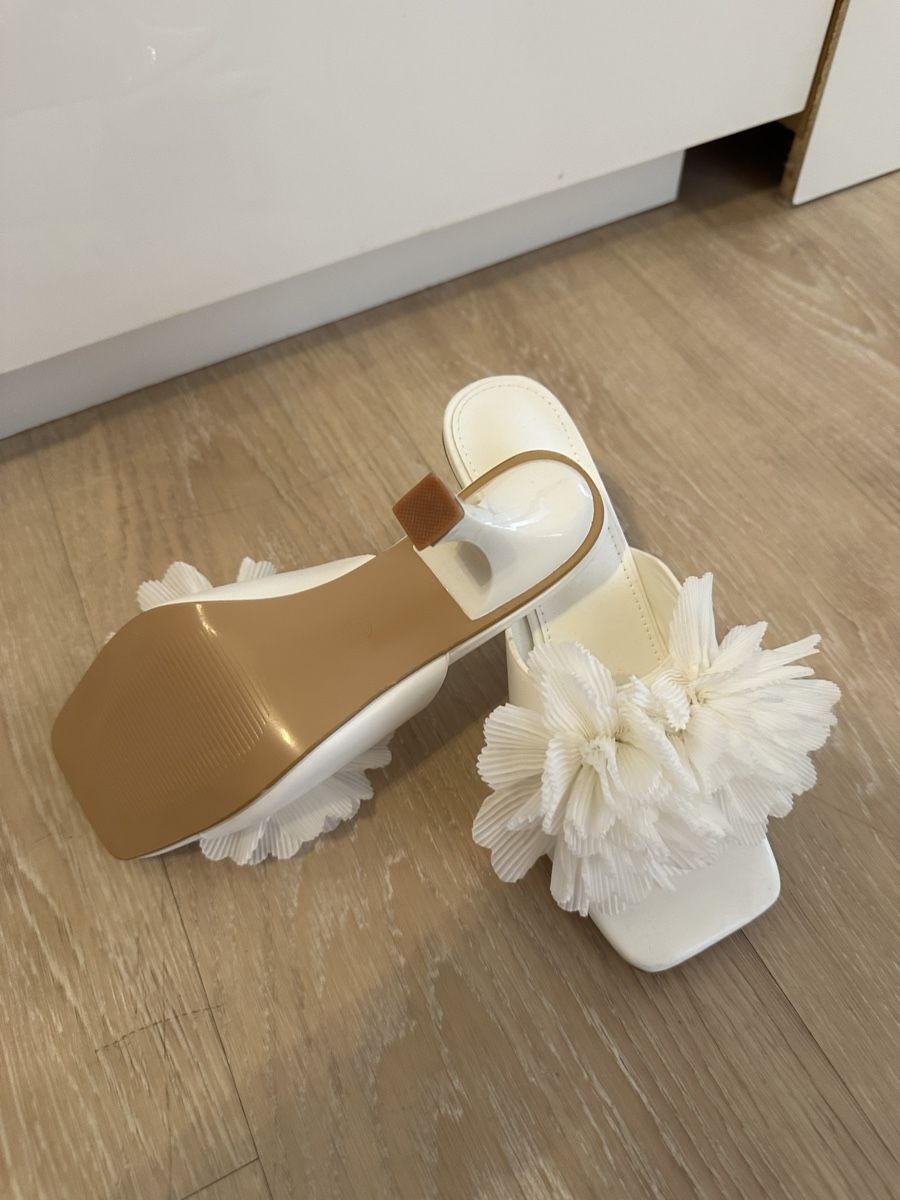 Damenschuhe: Damen Sommerzeit Schuhe Grösse 38 – Neu (gemäss Beschreibung) aus Basel von Ivana_4 4