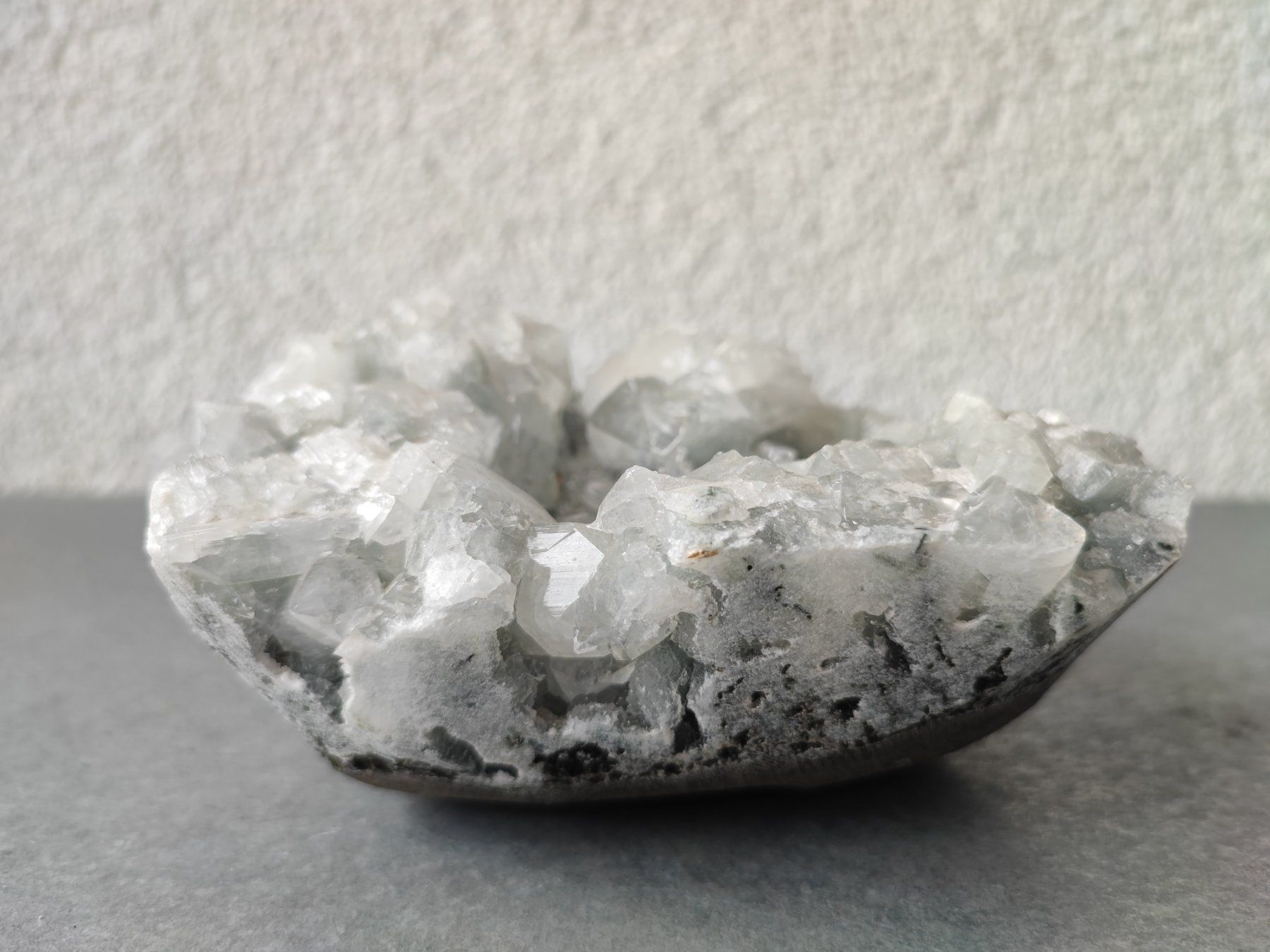 Minerali & Pietre curative: Apophyllite – Nuovo (secondo la descrizione) da Sursee venduto da Re.joy 2
