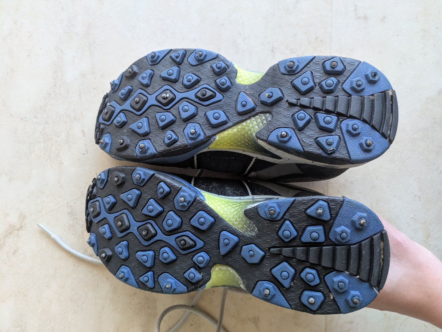 Scarpe da uomo: ICEBUG Schuhe mit Spikes – Usato da Lyss venduto da Andromeda12 1