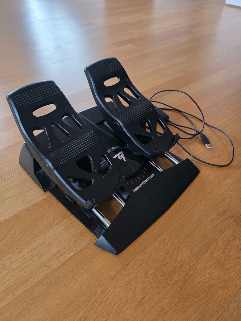 Thrustmaster Controller: Thrustmaster TFRP T.Flight Rudder Pedals – Usato da Rorschach venduto da Martinbern 2