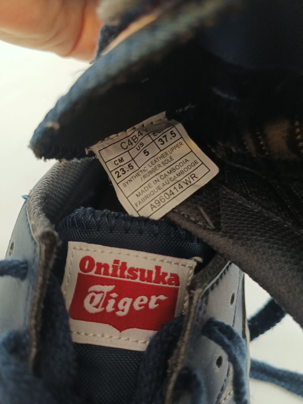 Onitsuka Scarpe da donna: Onitsuka Tiger Sneaker Gr 37.5 Damen blau/grau – Usato da Oberhofen Thun'see venduto da cri_6md2 2