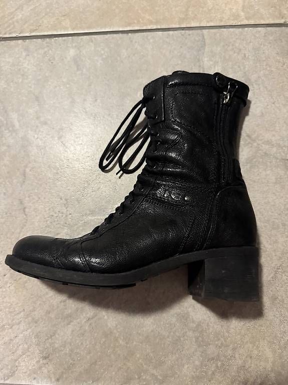Damenschuhe: Stiefelette Damenschuhe Nerogiardini – Gebraucht aus Laax GR von sue987