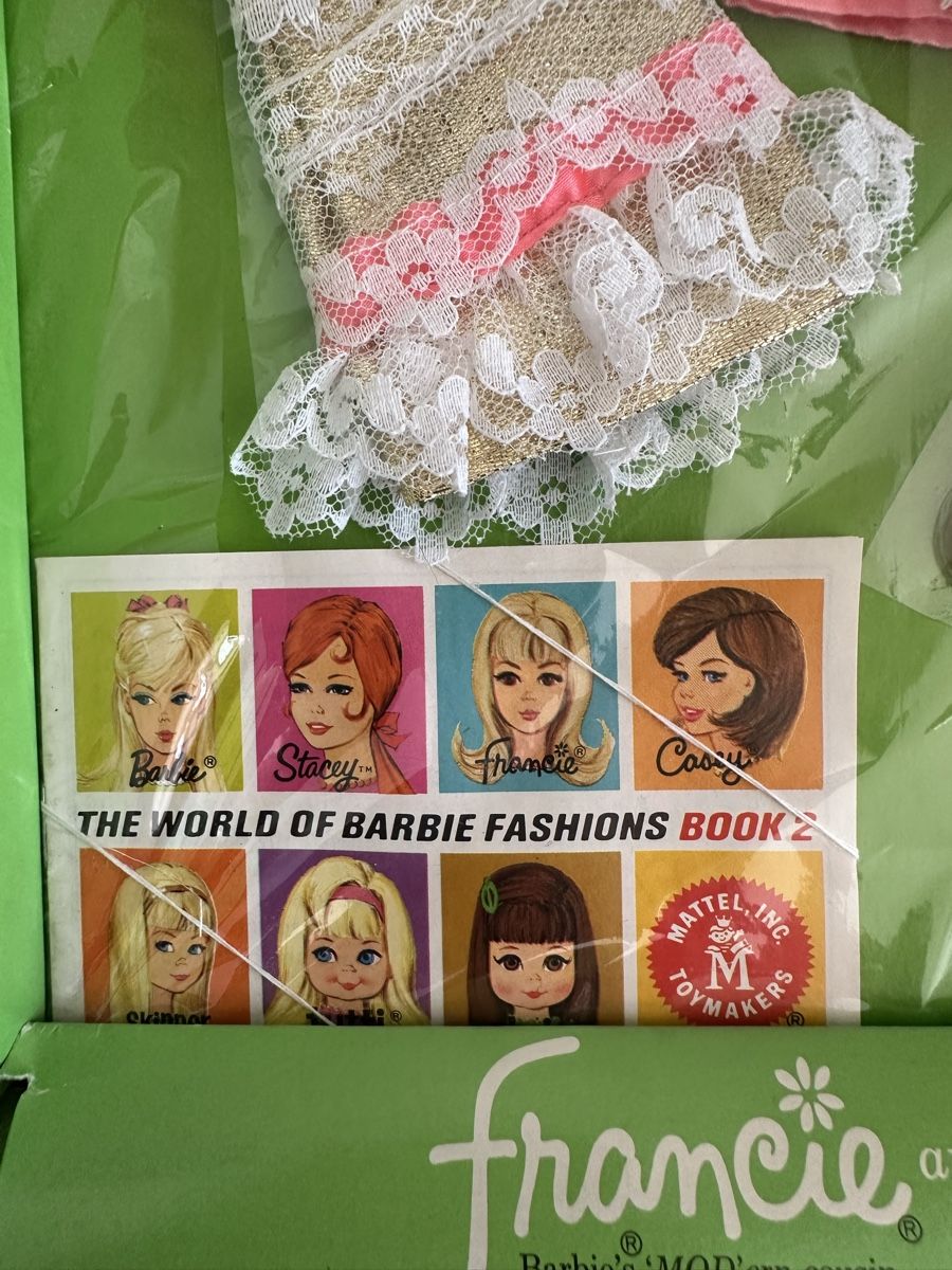 Poupées: Francie Mode 1965 neu – Neuf avec emballage d'origine à Herbriggen par Sehrazade 4