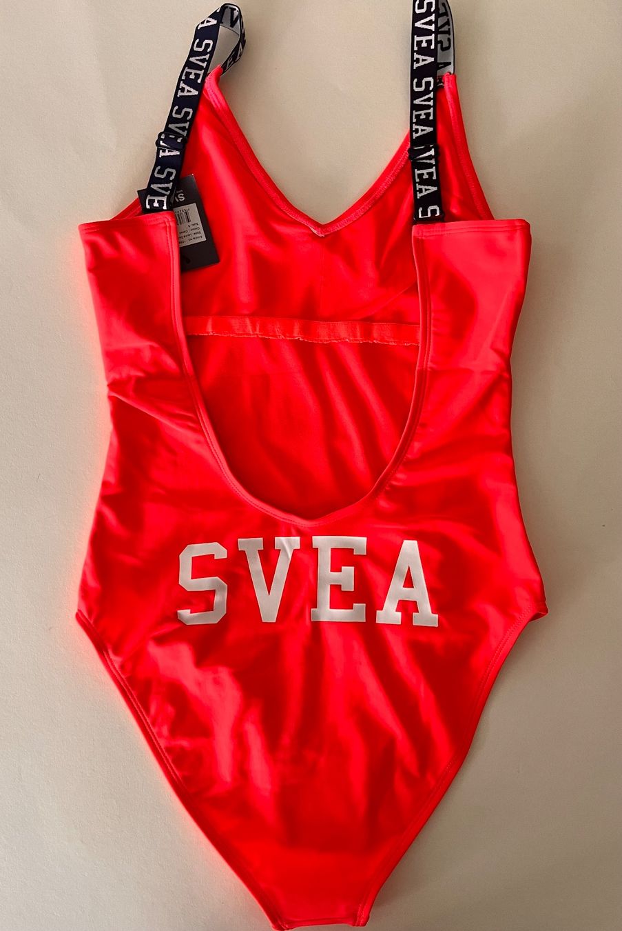 Costumi da bagno & Bikini: SVEA, Badekleid Laura, Grösse S, Farbe Corall – Nuovo e nell'imballaggio originale da Rudolfstetten venduto da gst_g7xl 2