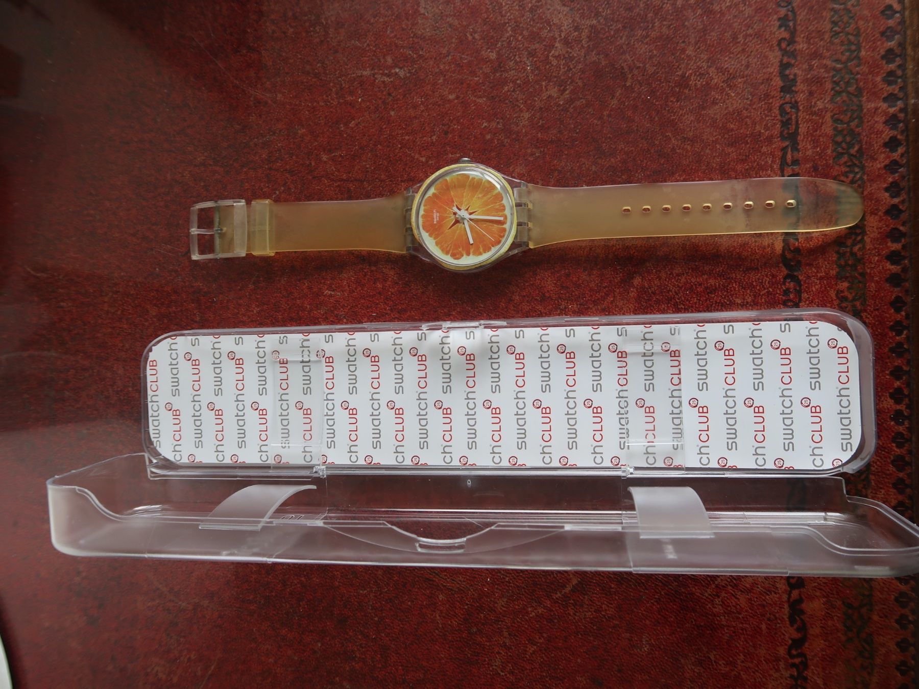 Swatch Orologi: Montre Swatch deco orange – Nuovo e nell'imballaggio originale da Le Lignon venduto da Mamour88