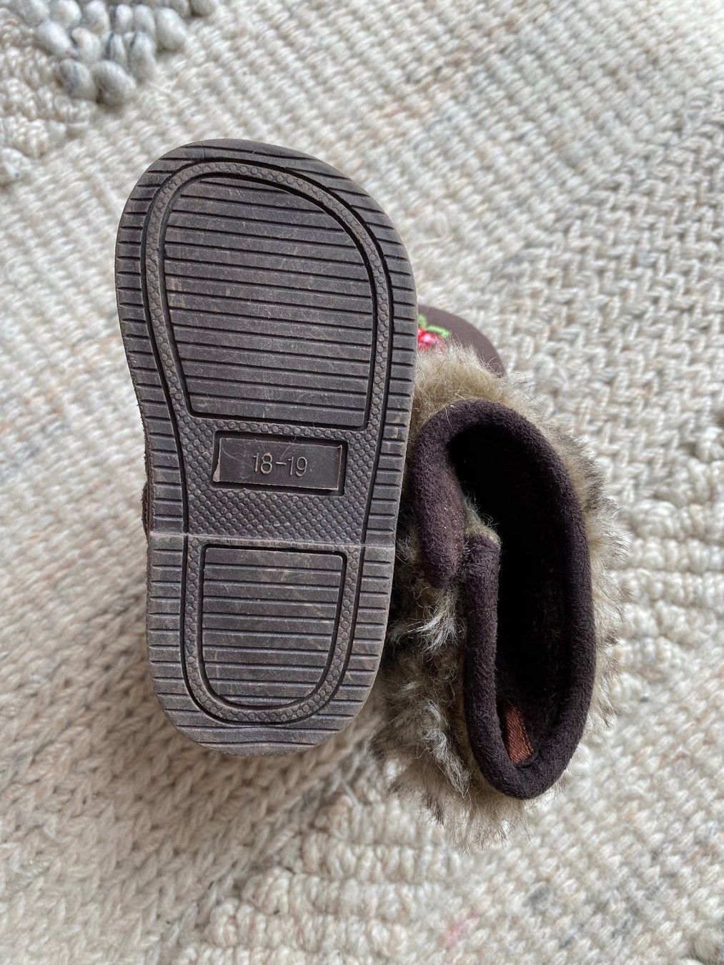 Scarpe per ragazzi: Kinderfinken grösse 18-19 – Usato da Wil SG venduto da stonechat