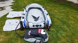 Bateau gonflable EXCURSION 4 avec accessoires