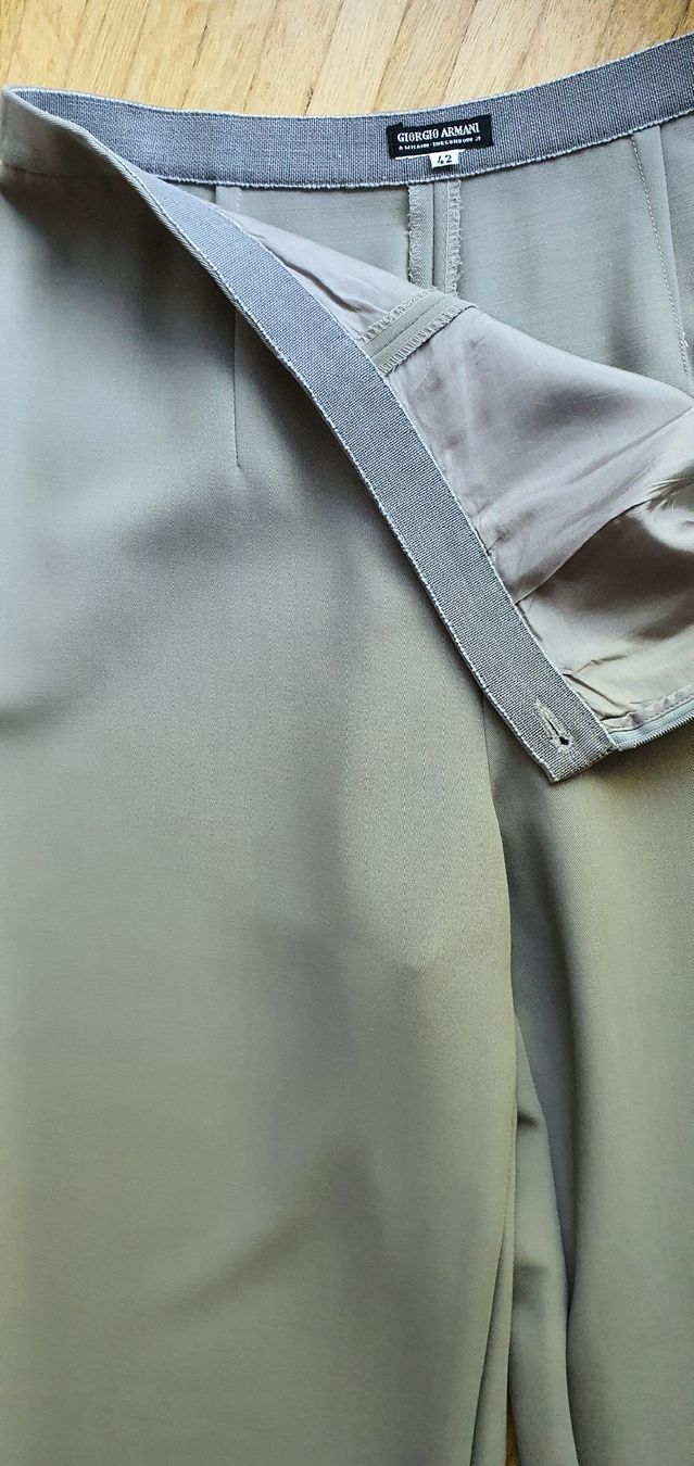 Armani Pantaloni: Giorgio Armani Hose – Usato da Basel venduto da Kristal4 3