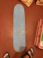 Skateboard mit Graphic Deck gebrauchter Zustand