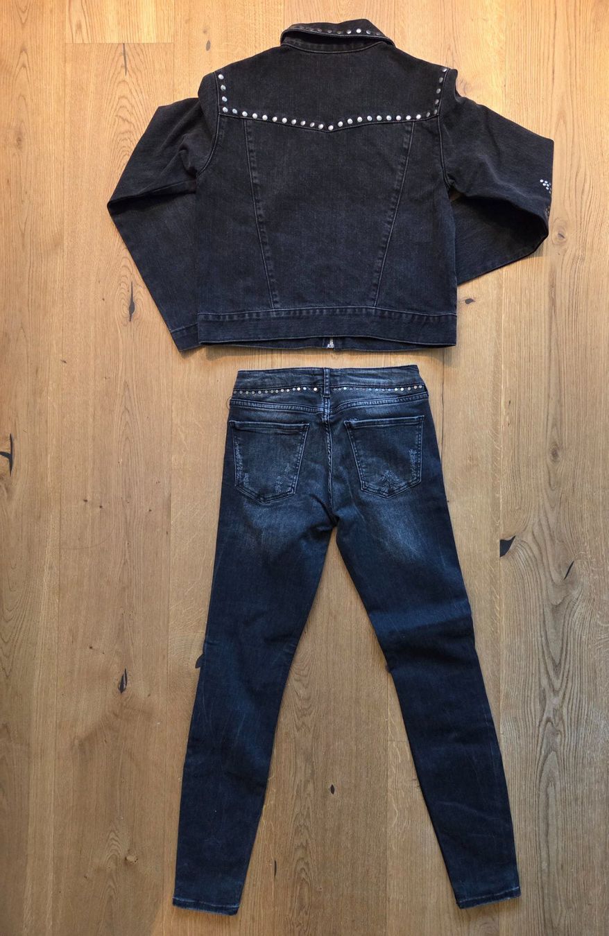 Lots de vêtements: Cooles Jeans SET mit Nietendetails – D'occasion à Emmen par GrabandGo 1