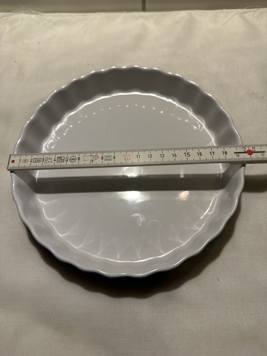 Backformen: Gebrauchte Quicheform, Durchmesser 20cm, Blau  – Gebraucht aus Zürich von Chaeffeler 3