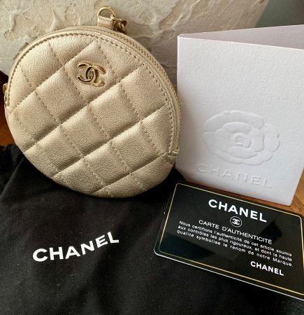 ✨ Neues Round Chanel in gold ✨