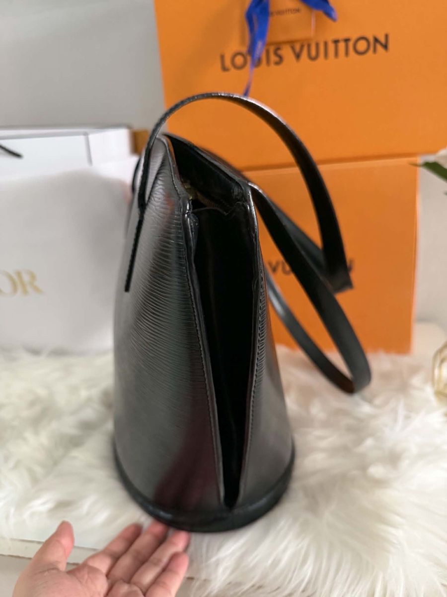 Louis Vuitton Sacs femmes: Louis Vuitton Saint Jacques Handtasche Epi  – D'occasion à Buch am Irchel par Pukpan_99 1