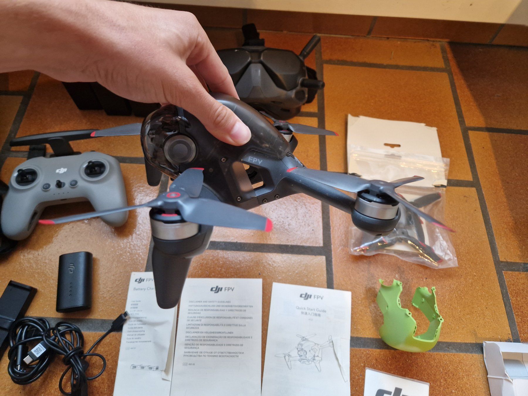 DJI RC Modellbau: DJI FPV Drone – Gebraucht aus Bernex von Mardone 1