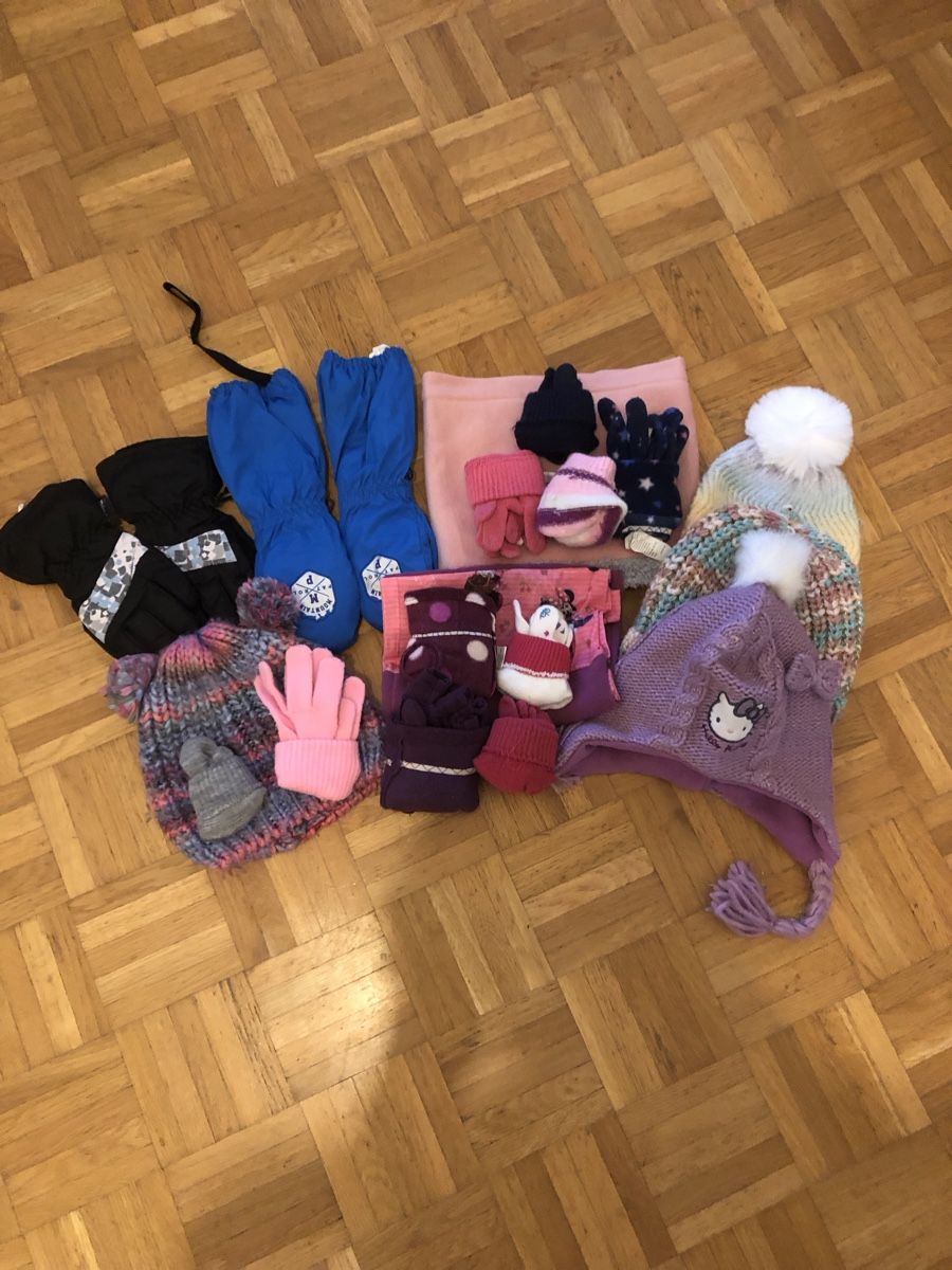 Kinderhandschuhe: Handschuhe und Kappen für ein Mädchen – Gebraucht aus Adliswil von rossoelmare 2