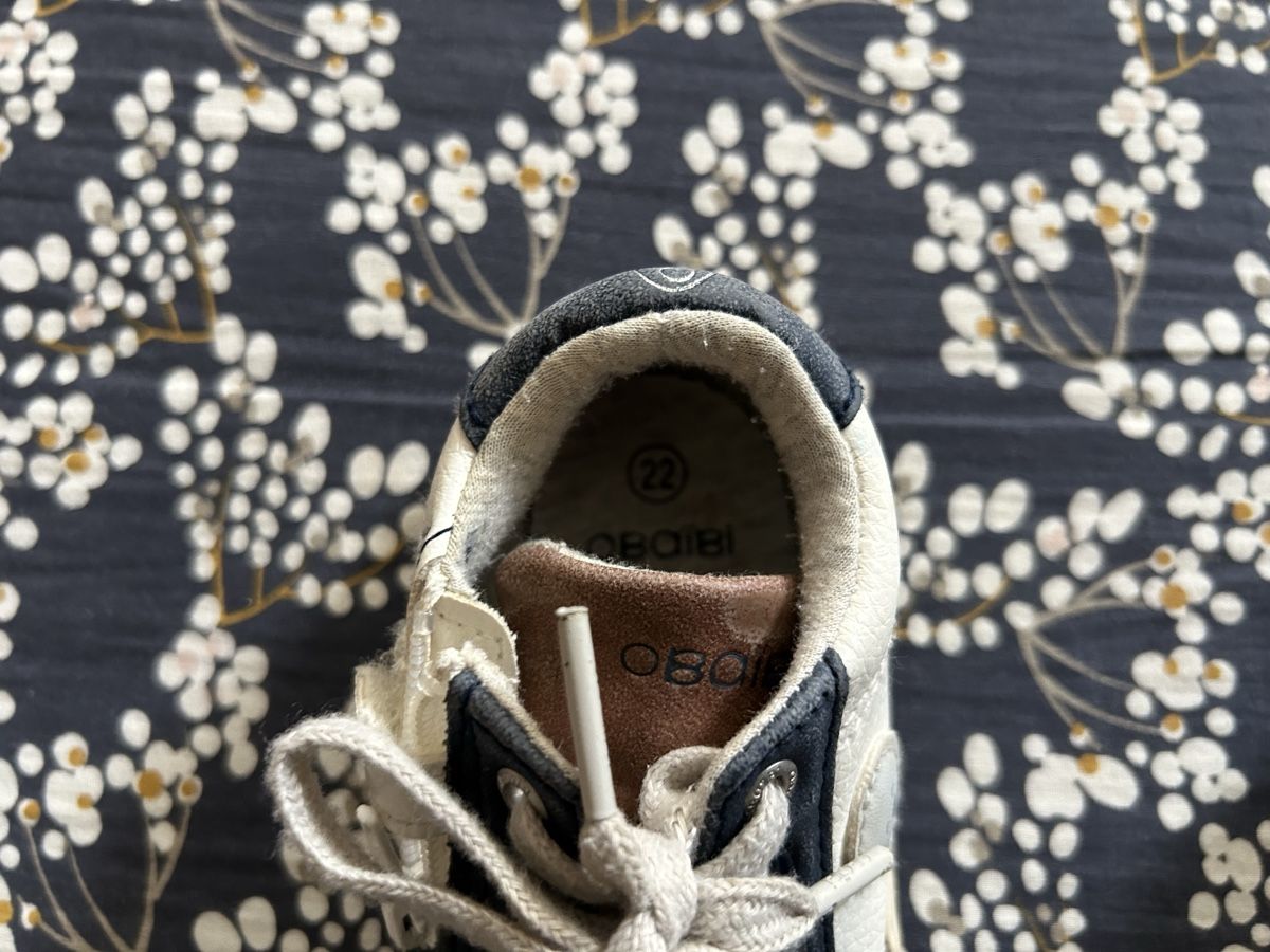 Scarpe per ragazzi: Chaussures Obaibi taille 22 – Usato da Lausanne venduto da SaraSkjellaug 2