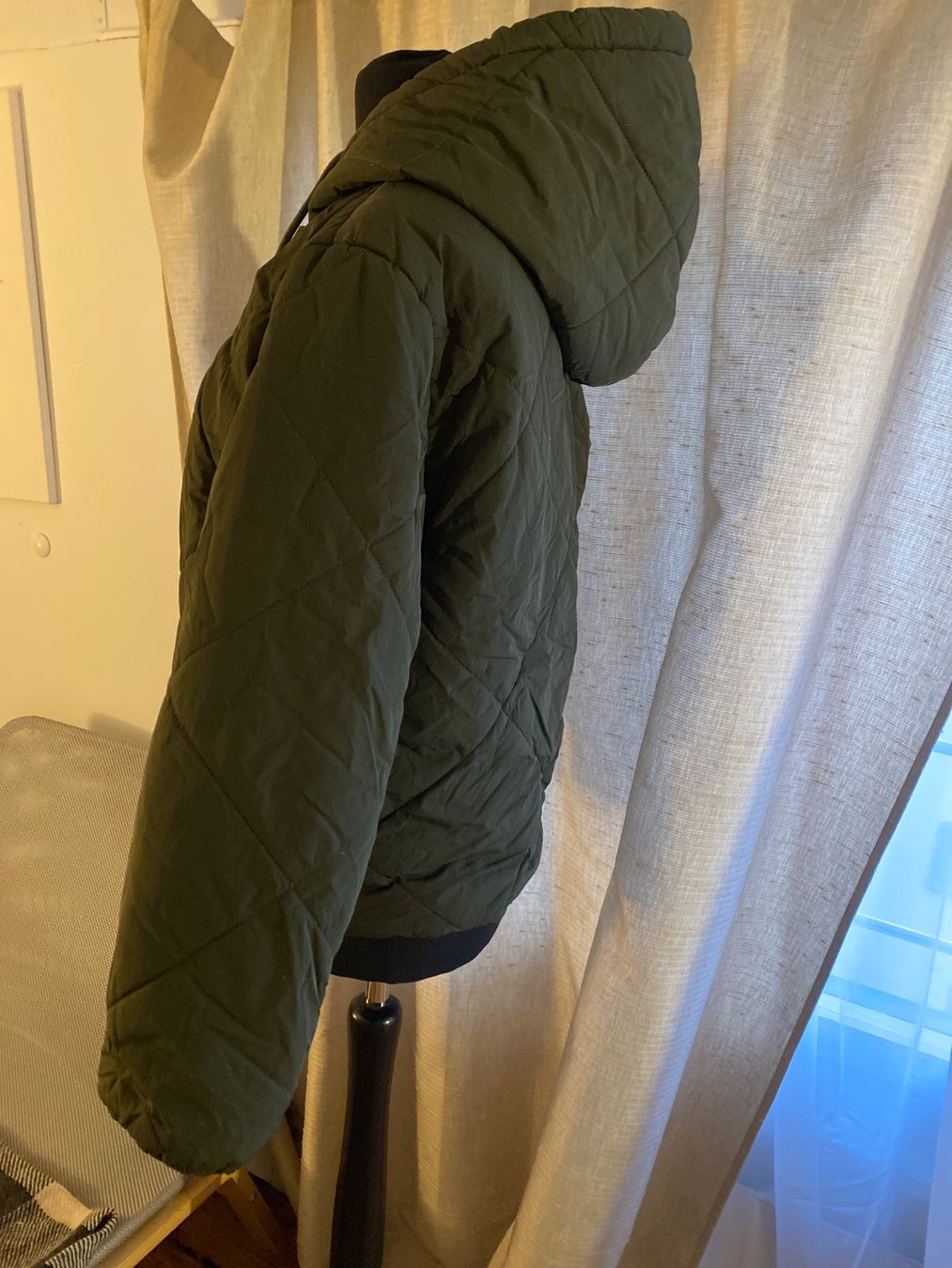 Shein Giacche: Jacke olivgrün – Usato da Horgen venduto da Aimee86 1