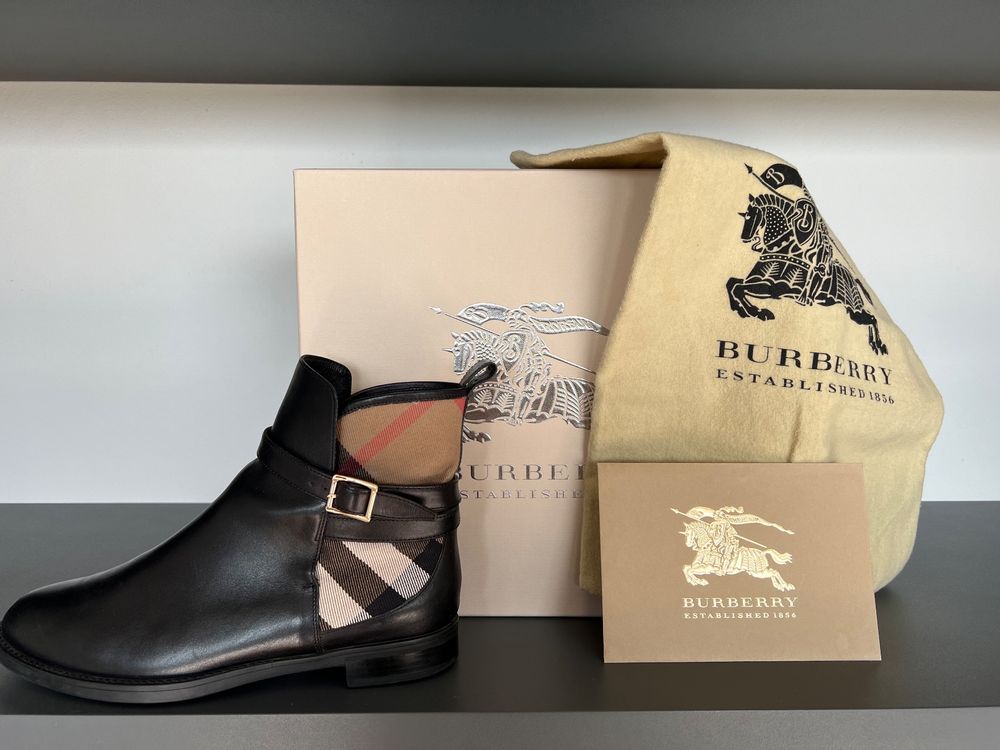 Burberry cheap richardson boots