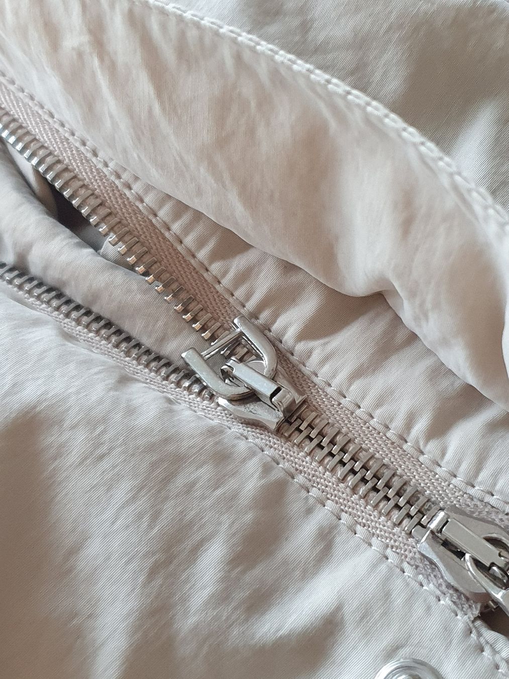 Jacken: Schöne Übergangsjacke Beige – Gebraucht aus Luzern von Alles15stutz 4
