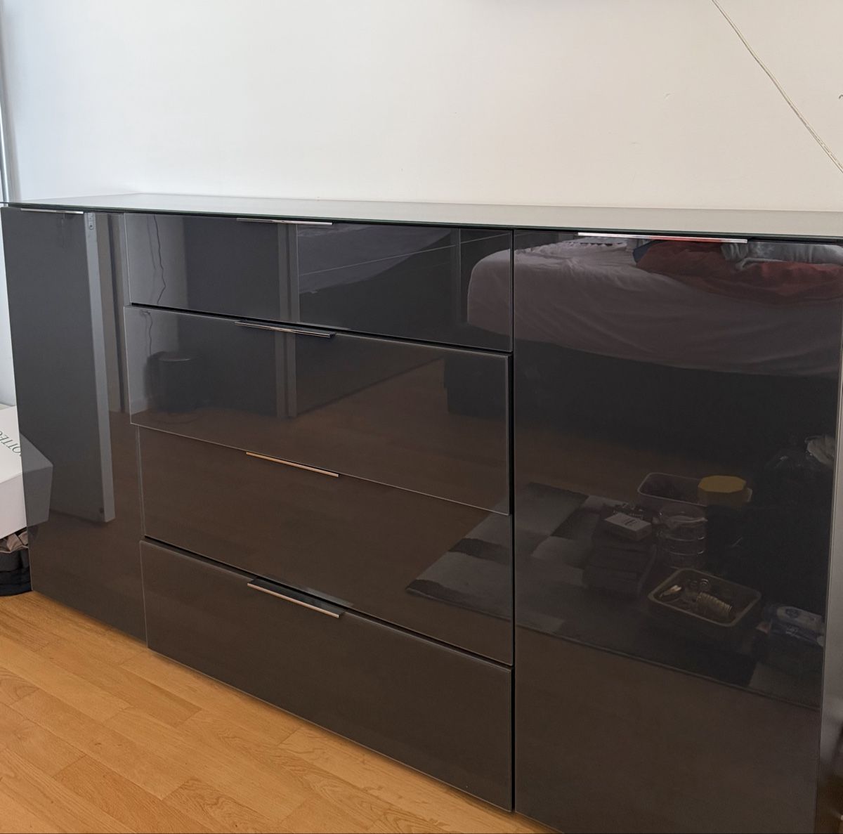Cassettiere: Sideboard Hochglanz Anthrazit Kommode Top Zustand – Usato da Kaiseraugst venduto da MedinaSecondhand 1