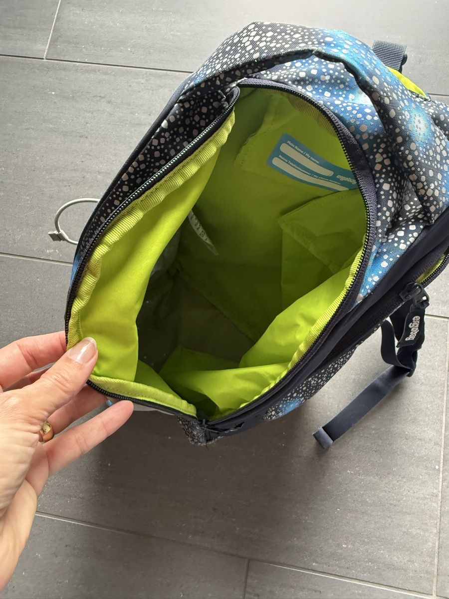 Ergobag Borse & Zaini: Ergobag Schulranzen Galaxie - Top Zustand! – Usato da Pieterlen venduto da Paddlae7 8