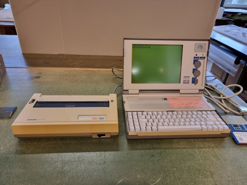 Olivetti Laptop Vintage M15 mit Drucker Brother M-1109 | Kaufen auf Ricardo