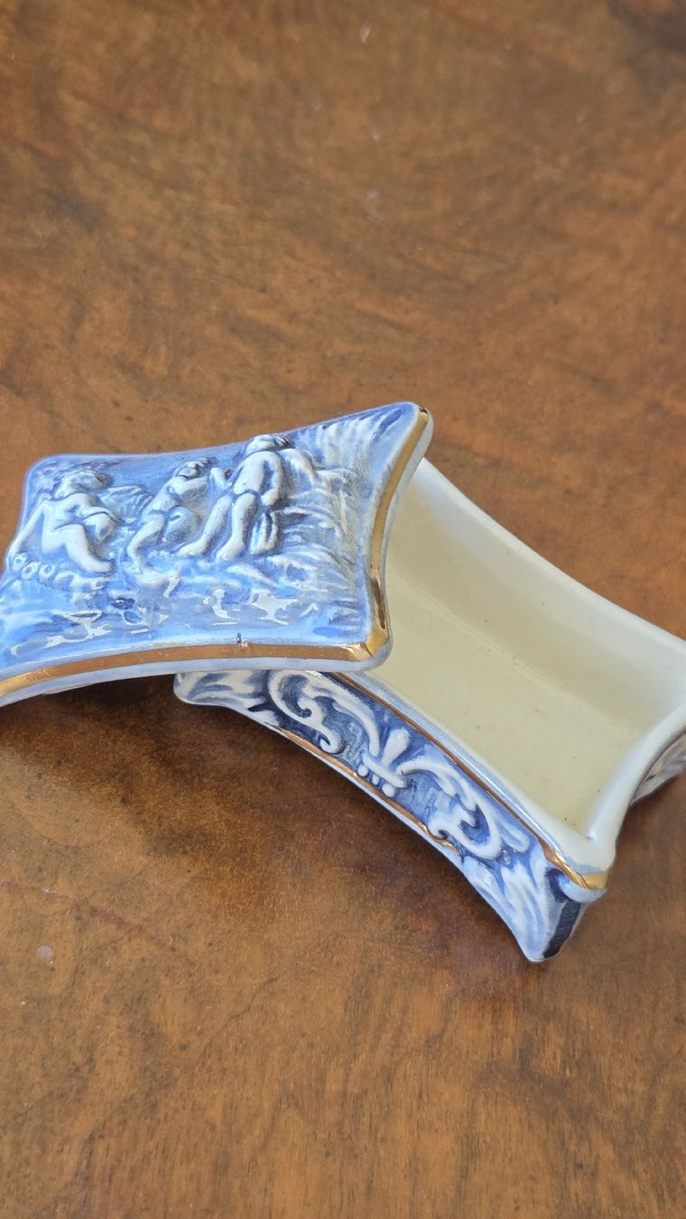 Barattoli: Vintage R. Capodimonte Schmuckdose – Usato da Kreuzlingen venduto da MeinKleinesAtelier 1