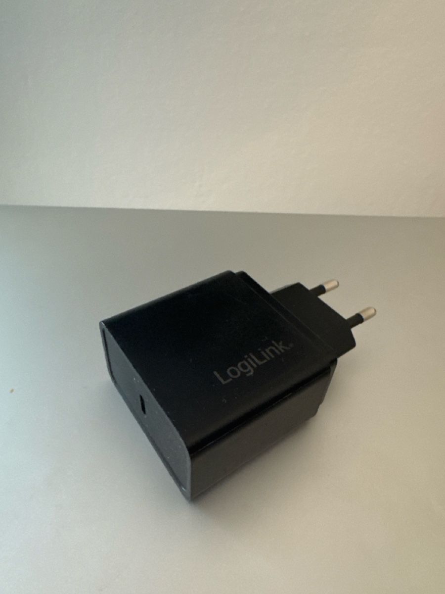 Caricabatterie: LogiLink Netzteil 18W USB-C – Usato da Eglisau venduto da 1fh_s9l8