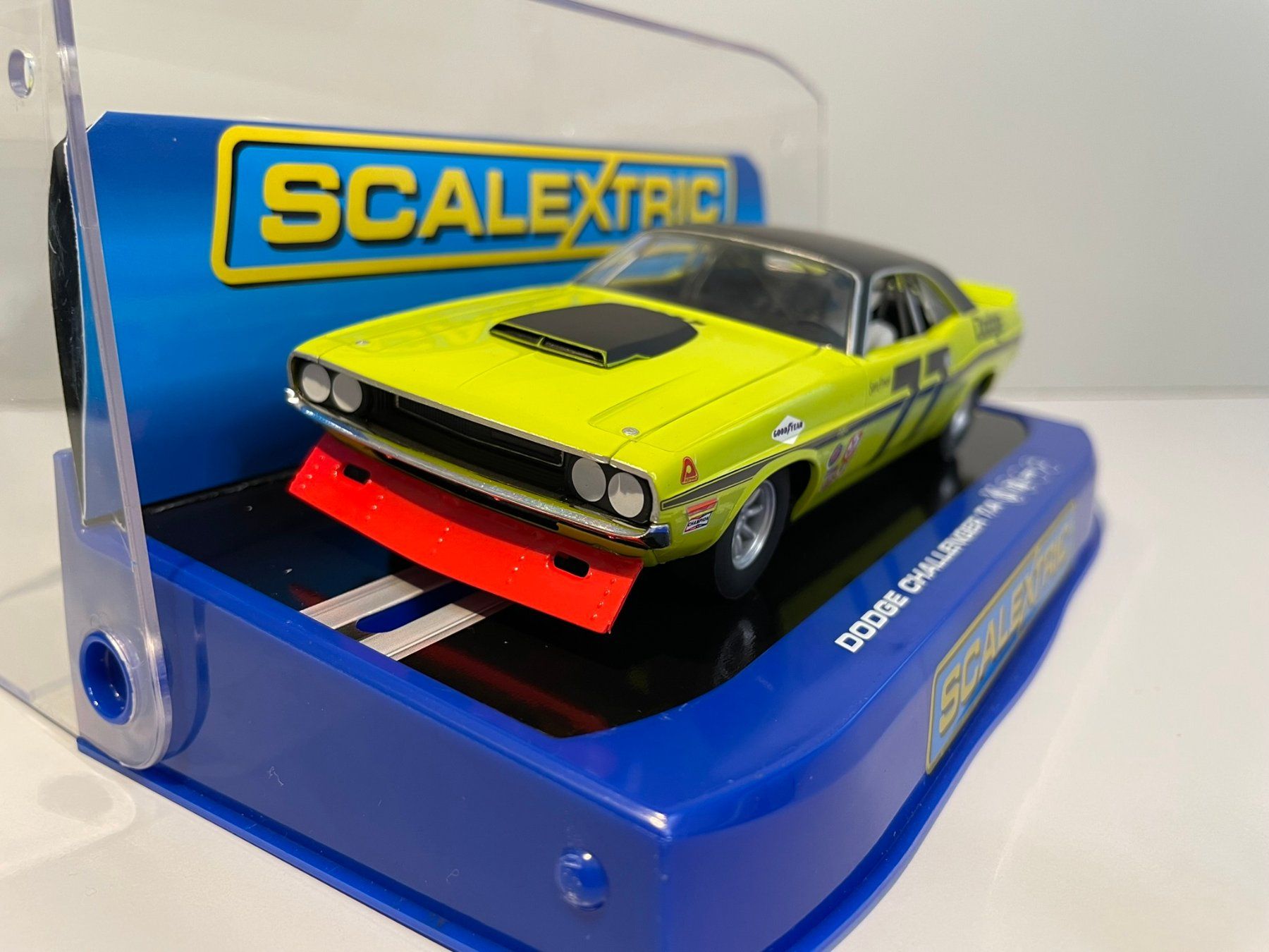 Scalextric Voitures modèles: Scalextric Dodge Challenger T/A – Neuf avec emballage d'origine à Bättwil par Samuel_Wyss 1